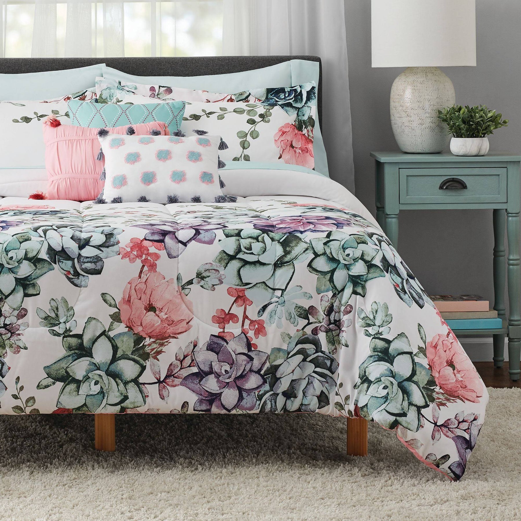 Mainstays Jade Floral 10-Piece Bed in A Bag Bedding Set w/Bonus Sheet Set + Pillows Full - Product image 1